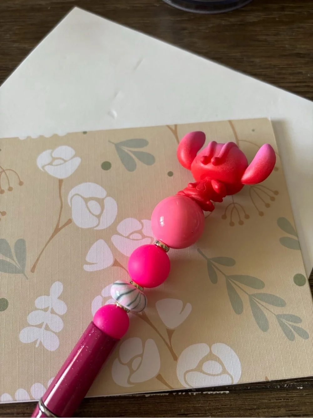 Disney Doorables: Lilo & Stitch: Angel Dual Color handmade beaded pen
